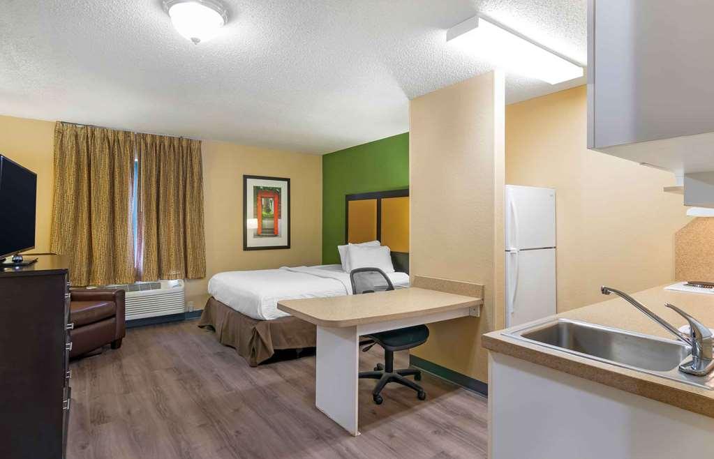 Extended America - - Airport Hotel 2*